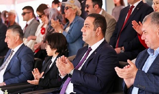 23 Nisan Coşkusu Narlıdere’yi Sardı