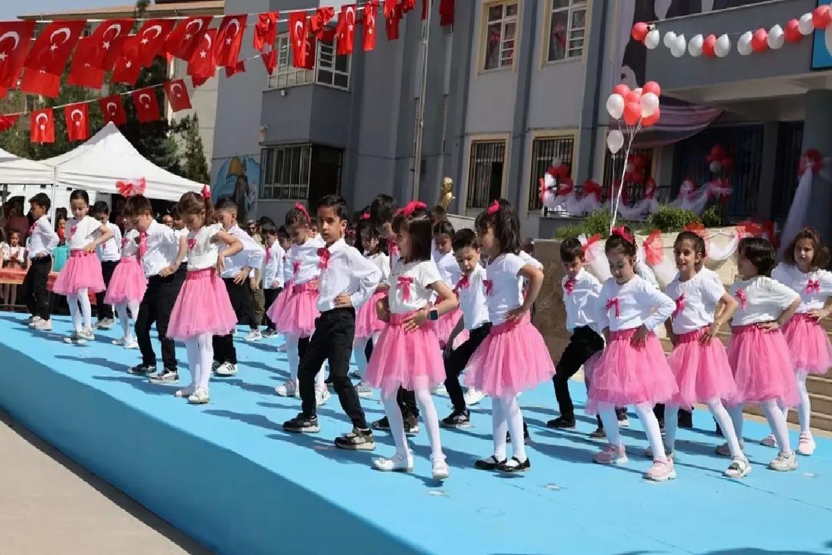 23 Nisan Törenleri Coşkuyla Kutlandı