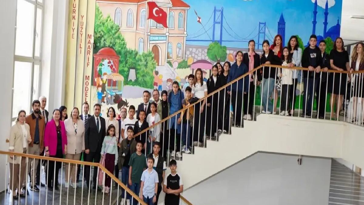 23 Nisan’da Öğrencilere İstanbul Turu