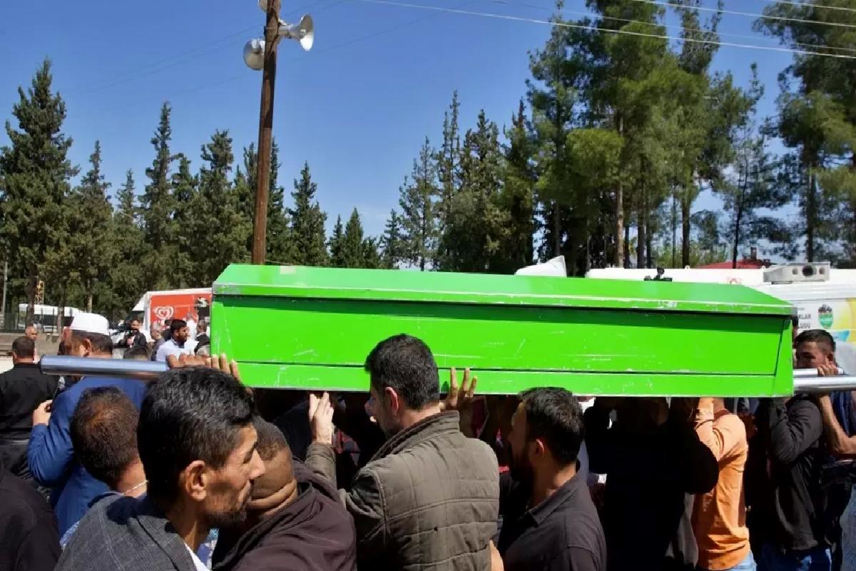 7 Yaşındaki Cumali’nin Cenazesi Toprağa Verildi