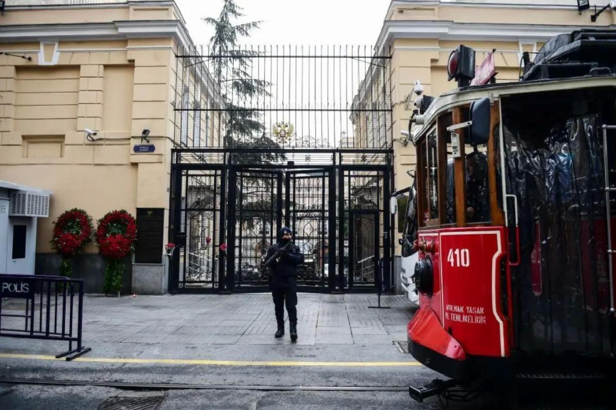 ABD ve Rus Diplomatlar İstanbul’da Bir Araya Geldi