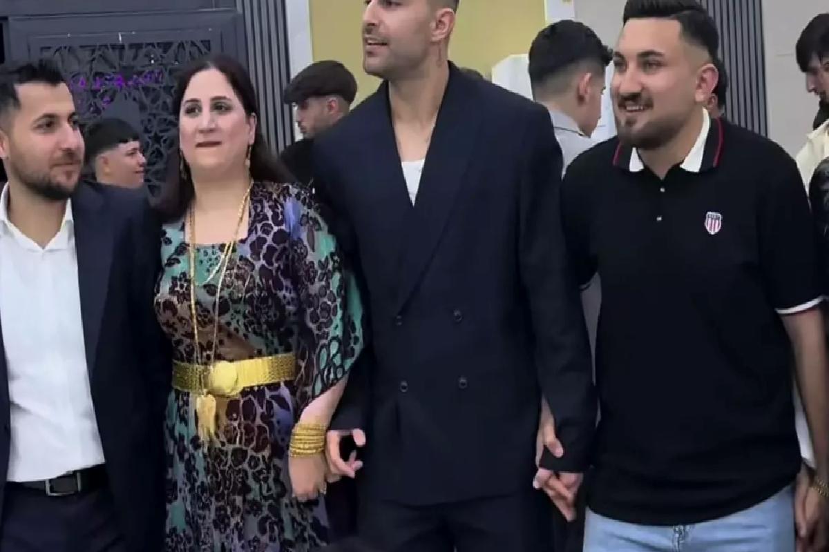 Abdülkerim Bardakçı’dan halay şov