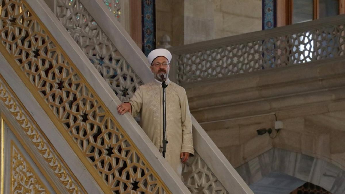 Adana’da Diyanet İşleri Başkanı Ali Erbaş, hutbe irat etti