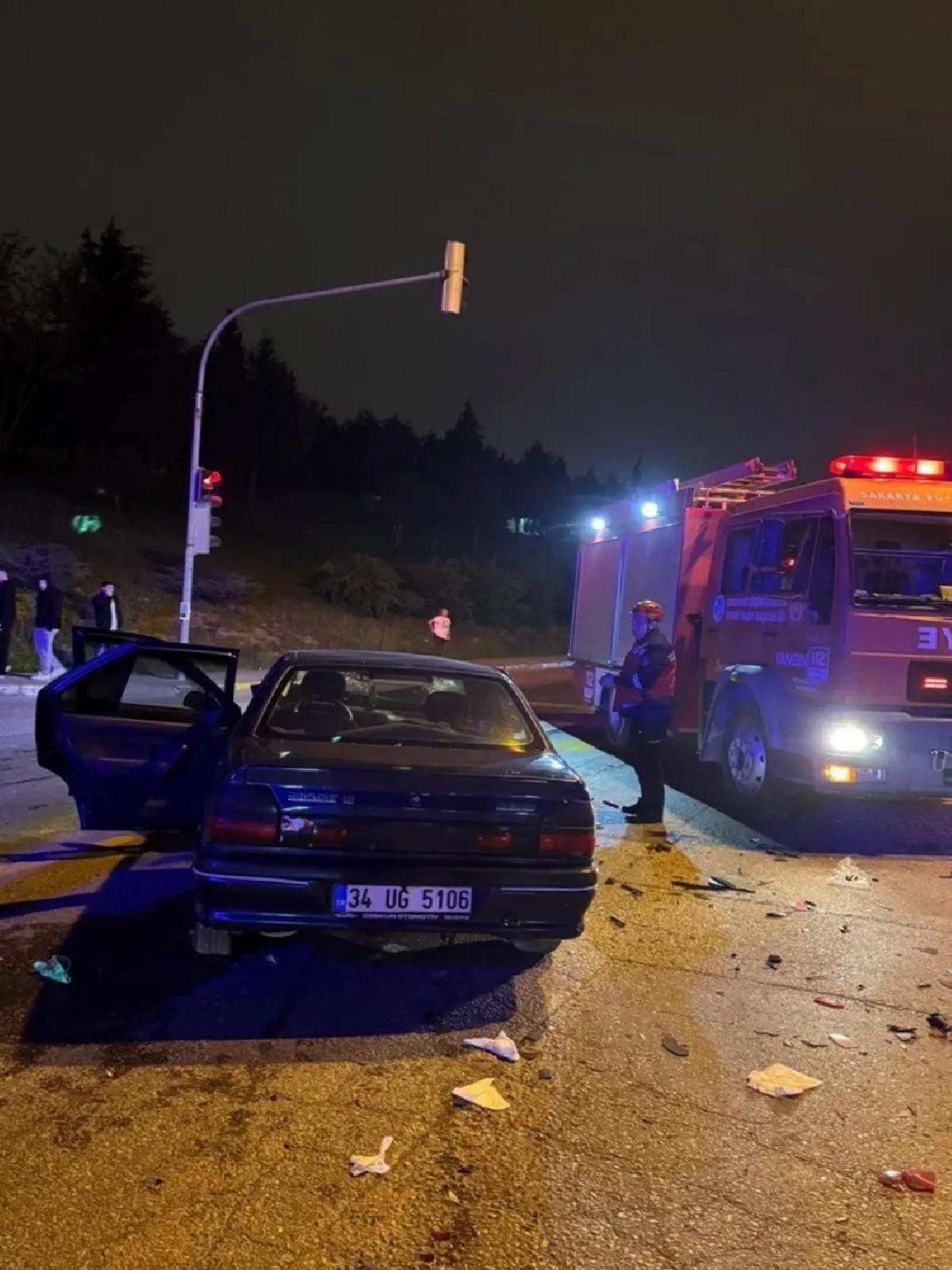 Adapazarı’nda Feci Kaza: 7 Yaralı