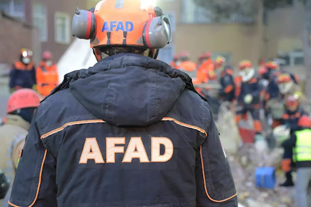 AFAD’dan 6.2’lik deprem sonrası İstanbul halkına kritik uyarı