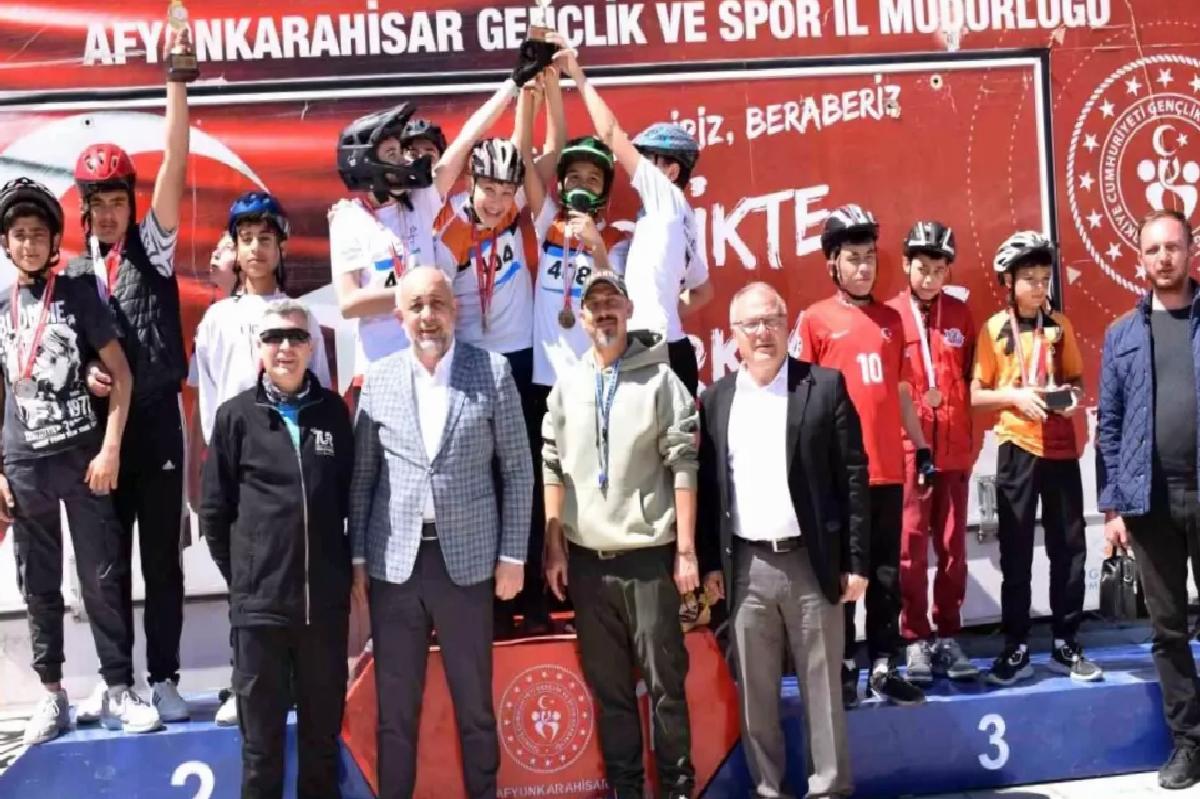 Afyonkarahisar Bisiklet Müsabakaları Tamamlandı