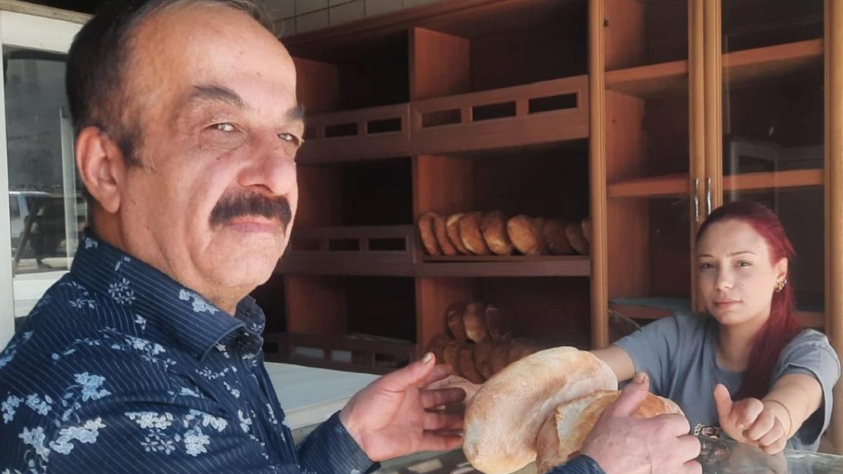 Afyonkarahisar’da ekmeği simitten ucuza satıyor