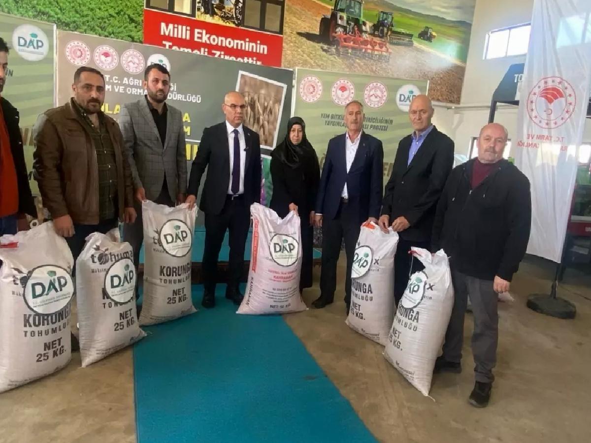 Ağrı’da 525 Çiftçiye Tohum Desteği