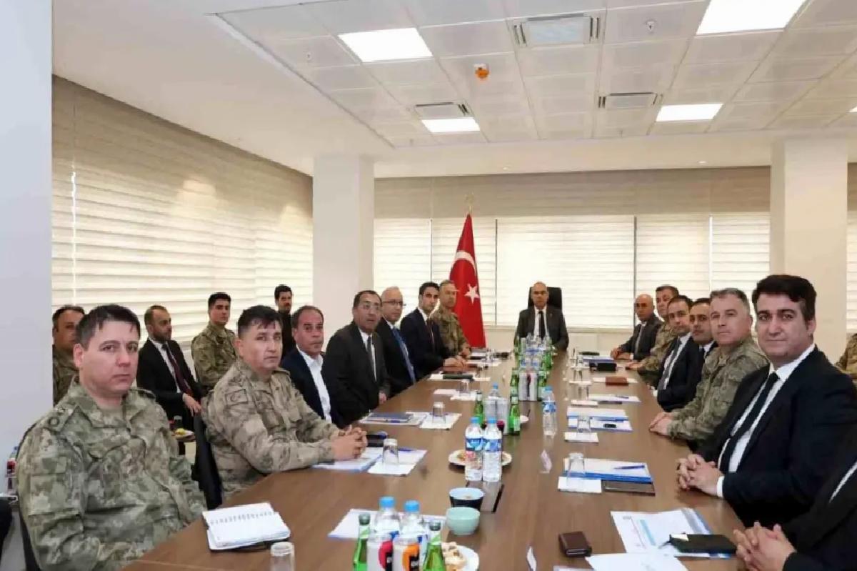 Ağrı’da Sınır Güvenliği Toplantısı