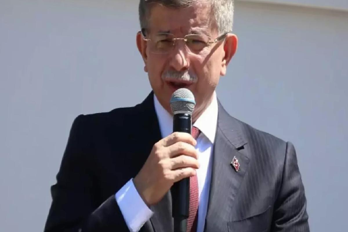 Ahmet Davutoğlu’nun yeni imajı! Herkes aynı isme benzetti