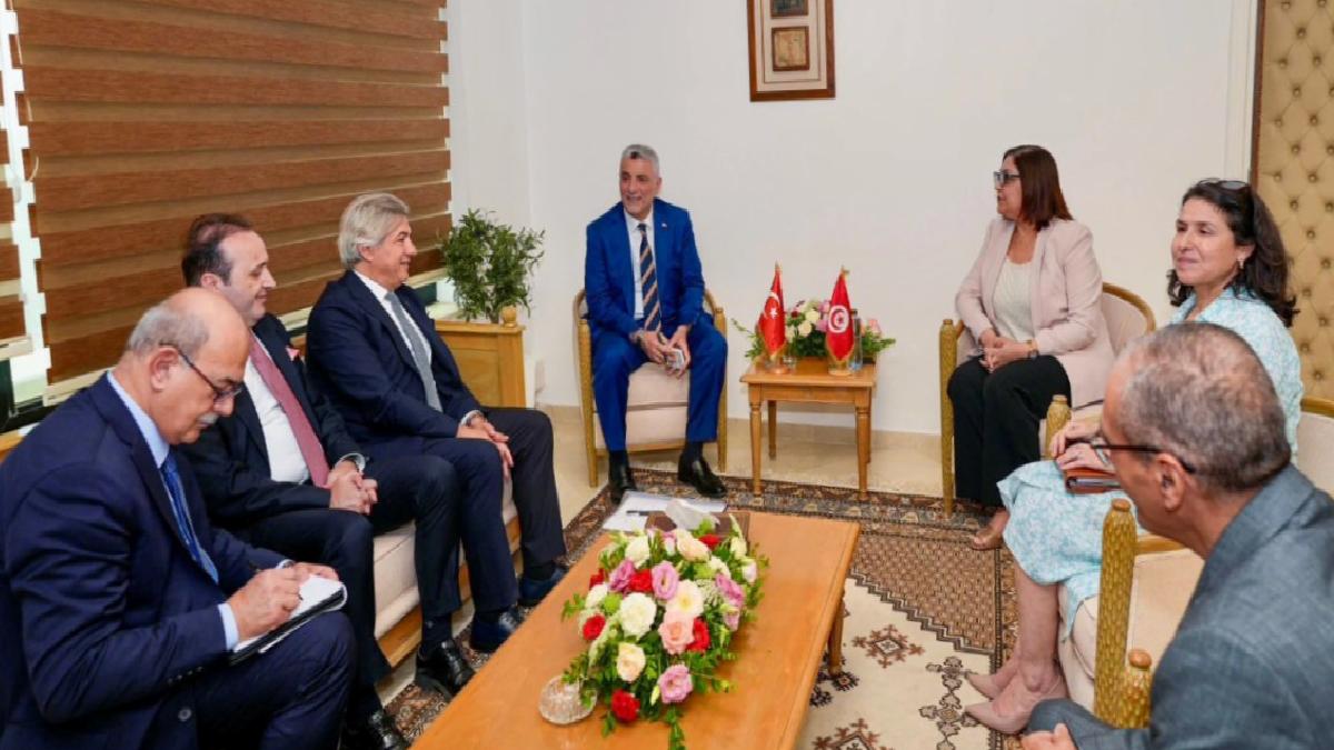 Ahmet Misbah Demircan, Tunus’la iş birliğinde öne çıkacak sektörleri açıkladı