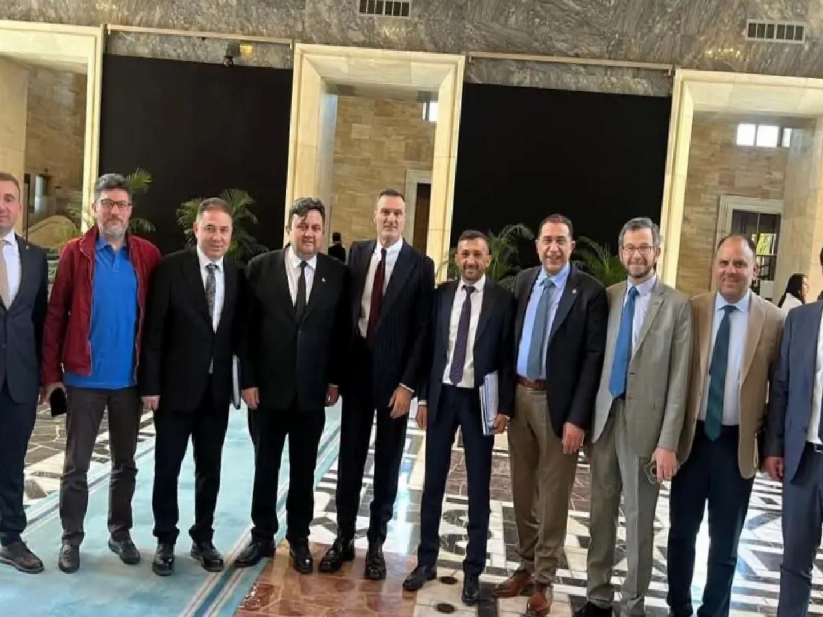 AK Parti Selendi Heyeti Ankara’da İhtiyaçları Görüştü