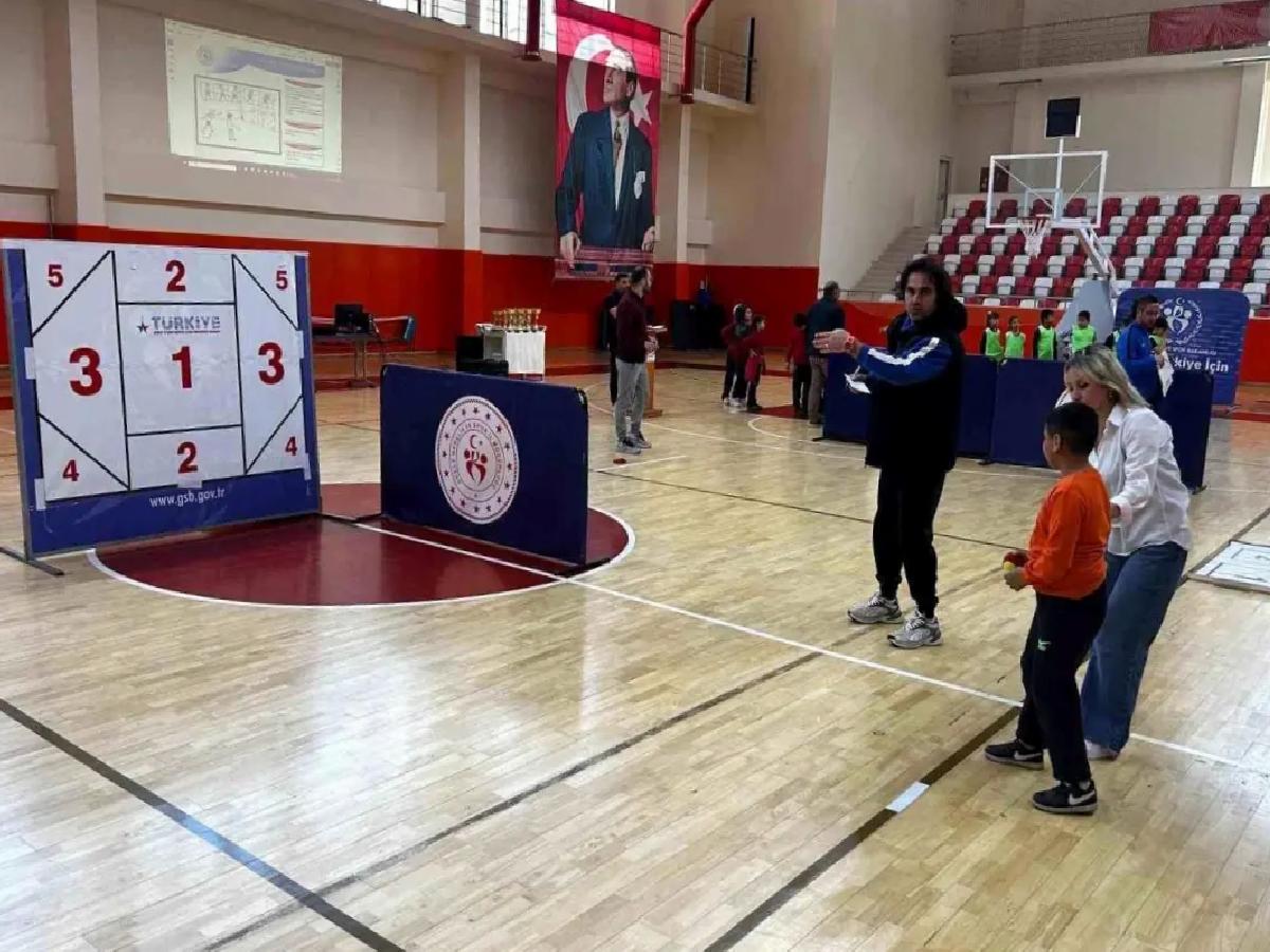 Akçakoca’da Geleneksel Oyunlar Şenliği