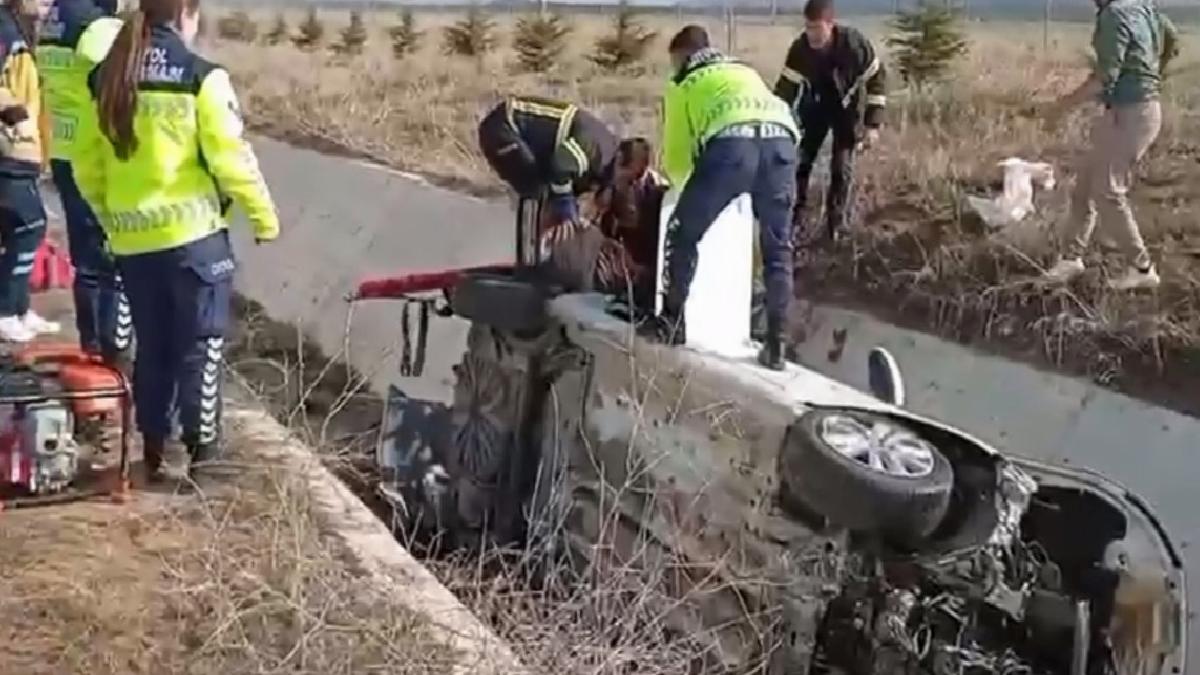 Aksaray’da otomobil sulama kanalına düştü: 4 kişi yaralandı