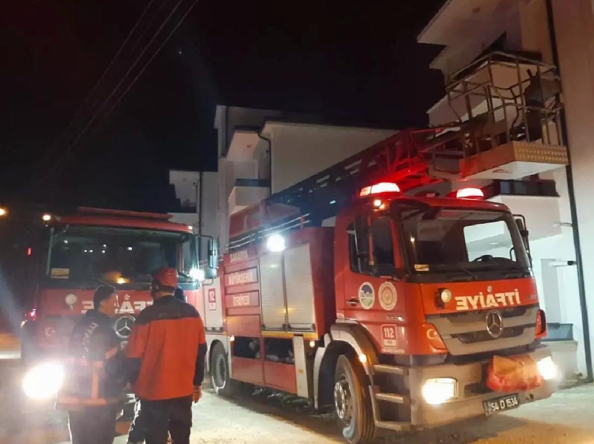 Akyazı’da Yangın: 6 Kişi Kurtarıldı