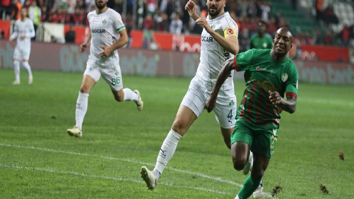 Amed SK ile Iğdır FK golsüz berabere kaldı
