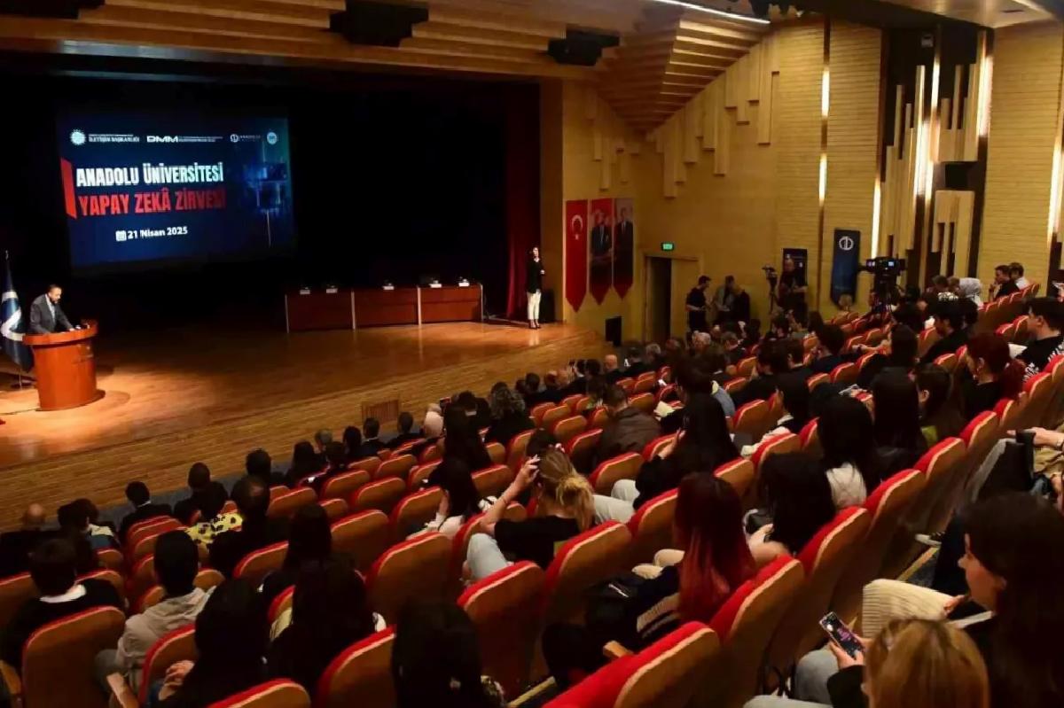Anadolu Üniversitesi Yapay Zeka Zirvesi