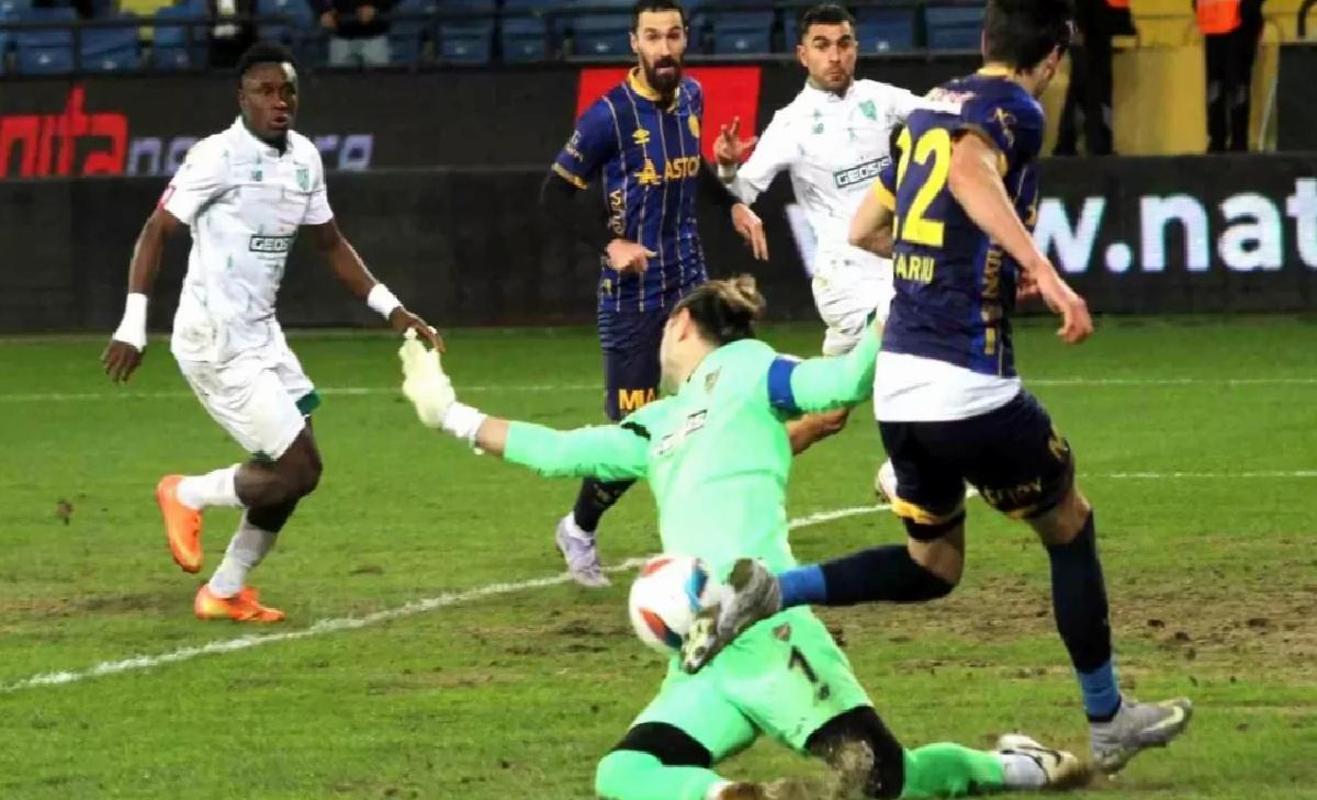 Ankaragücü ve Boluspor 2-2 Berabere Kaldı