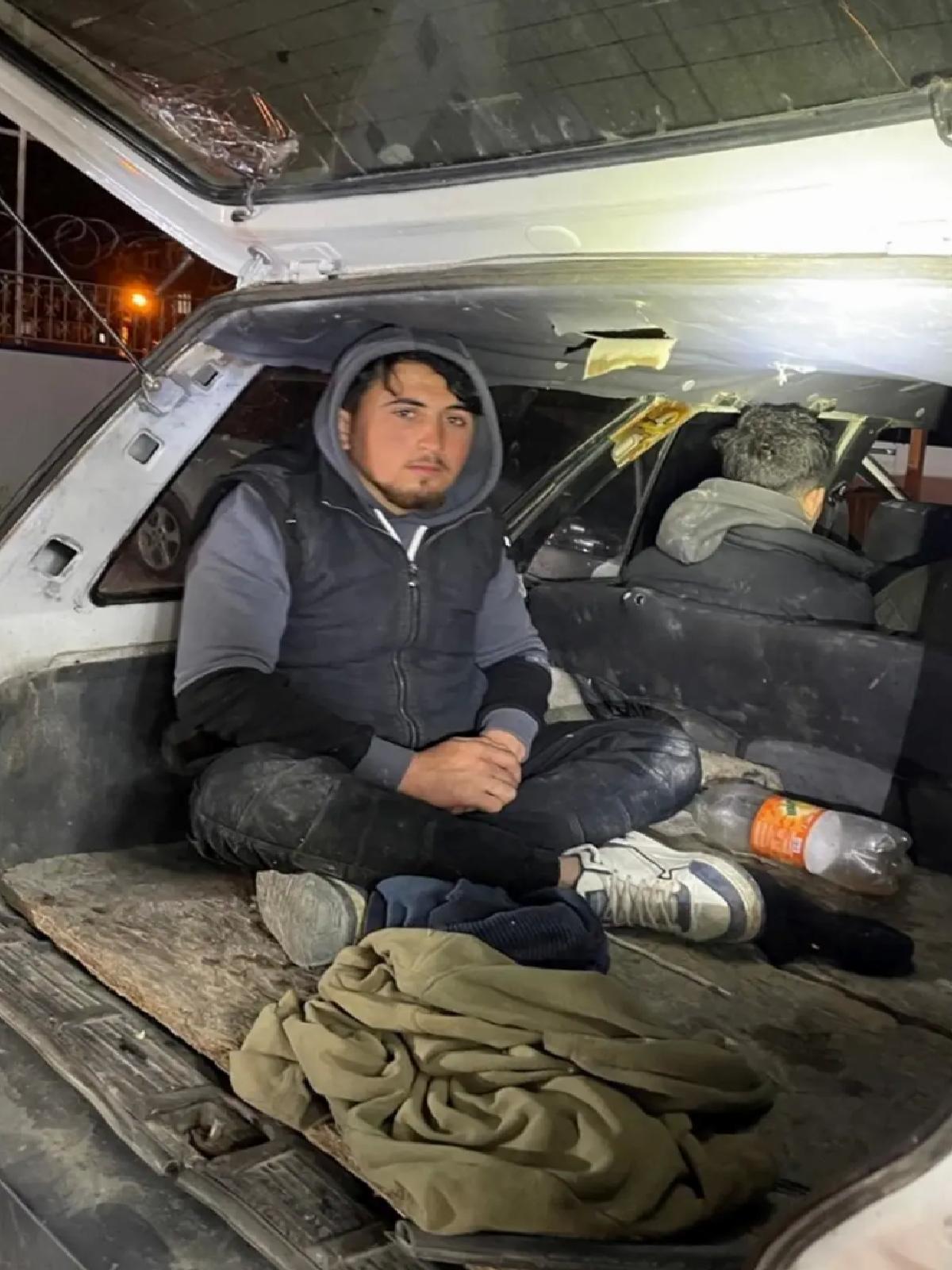 Antakya’da 21 Suriyeli Yakalandı, 5 Kaçakçı Tutuklandı