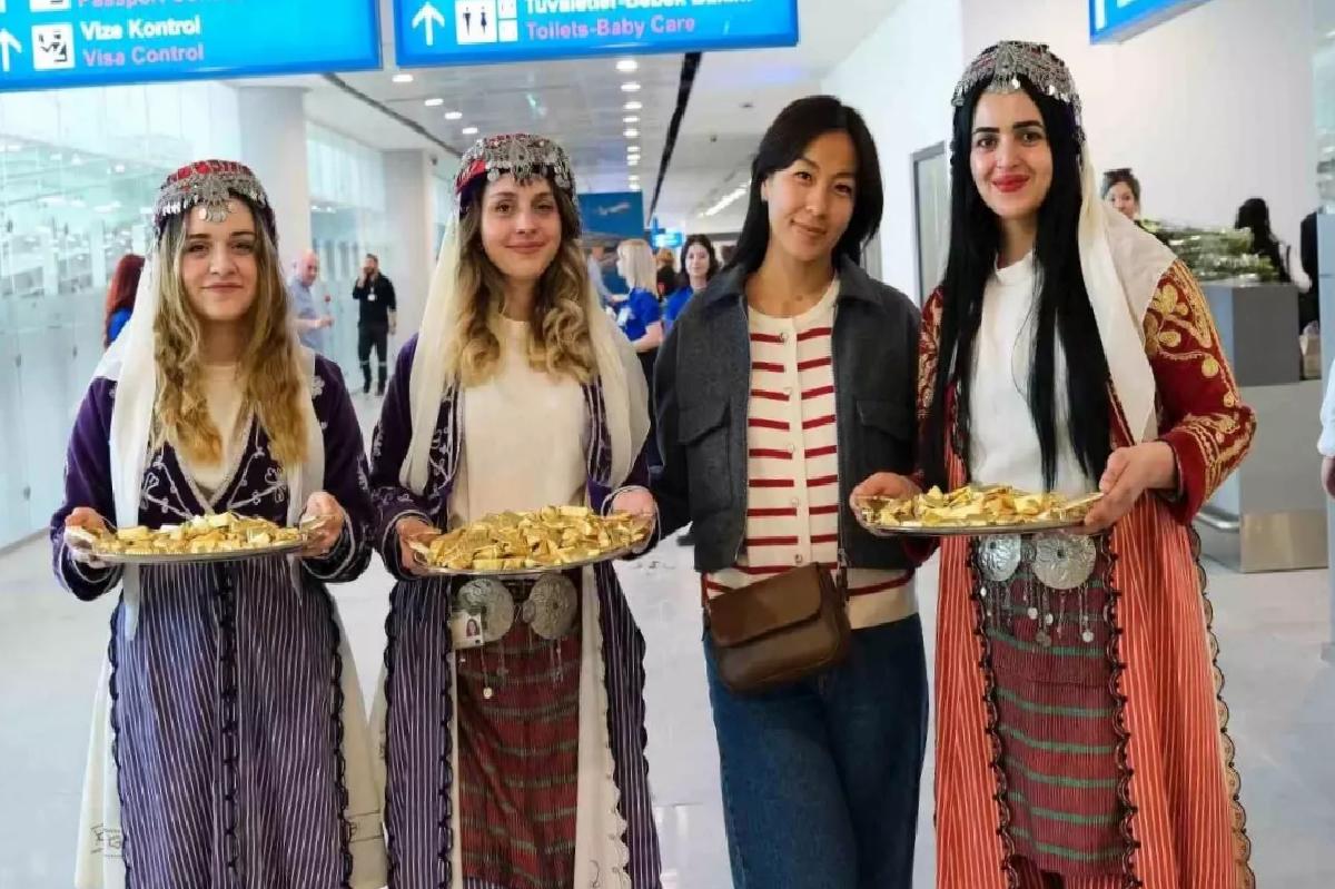 Antalya Havalimanı Yeni Yüzüyle Hizmete Girdi