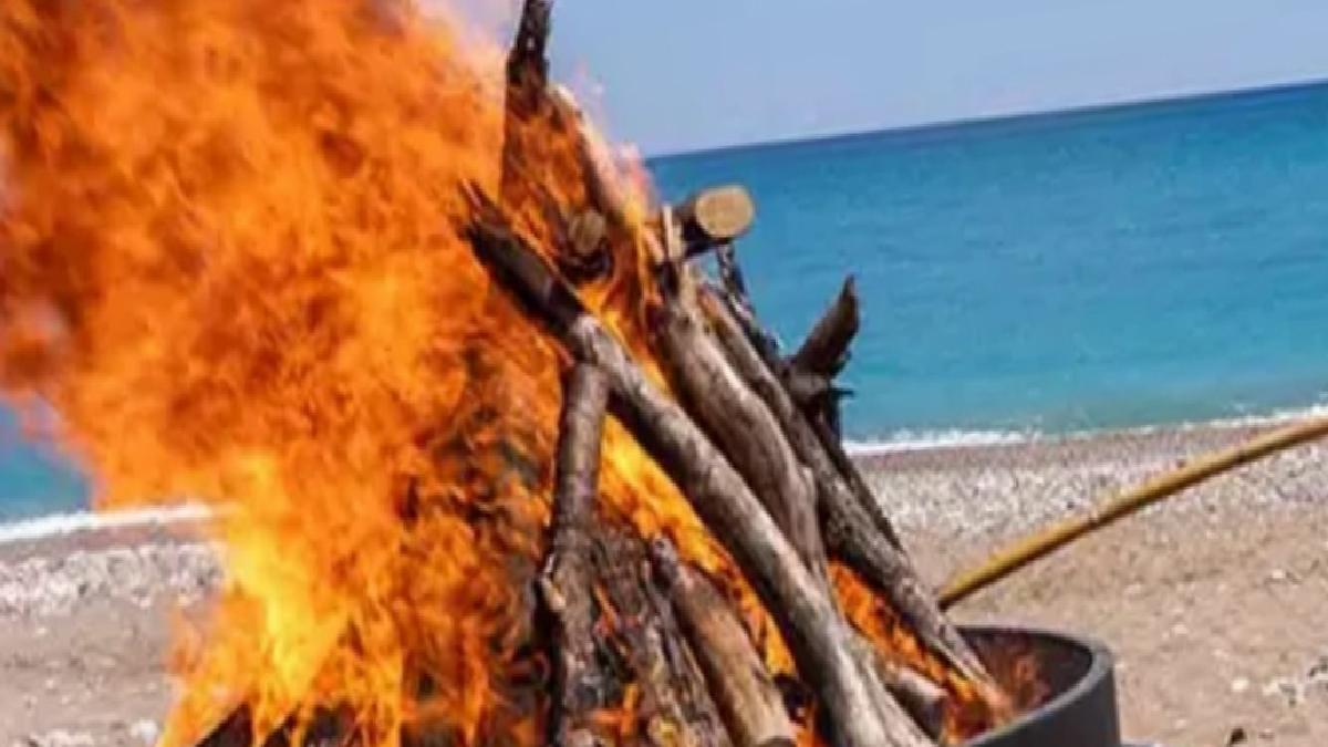 Antalya Kemer’de bu yıl turizm sezonu, olimpiyat ateşiyle açıldı