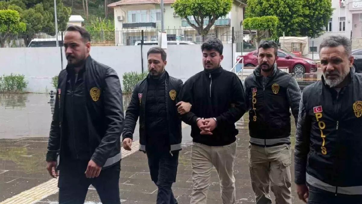 Antalya’da Alkol Tartışması Kanlı Bitti