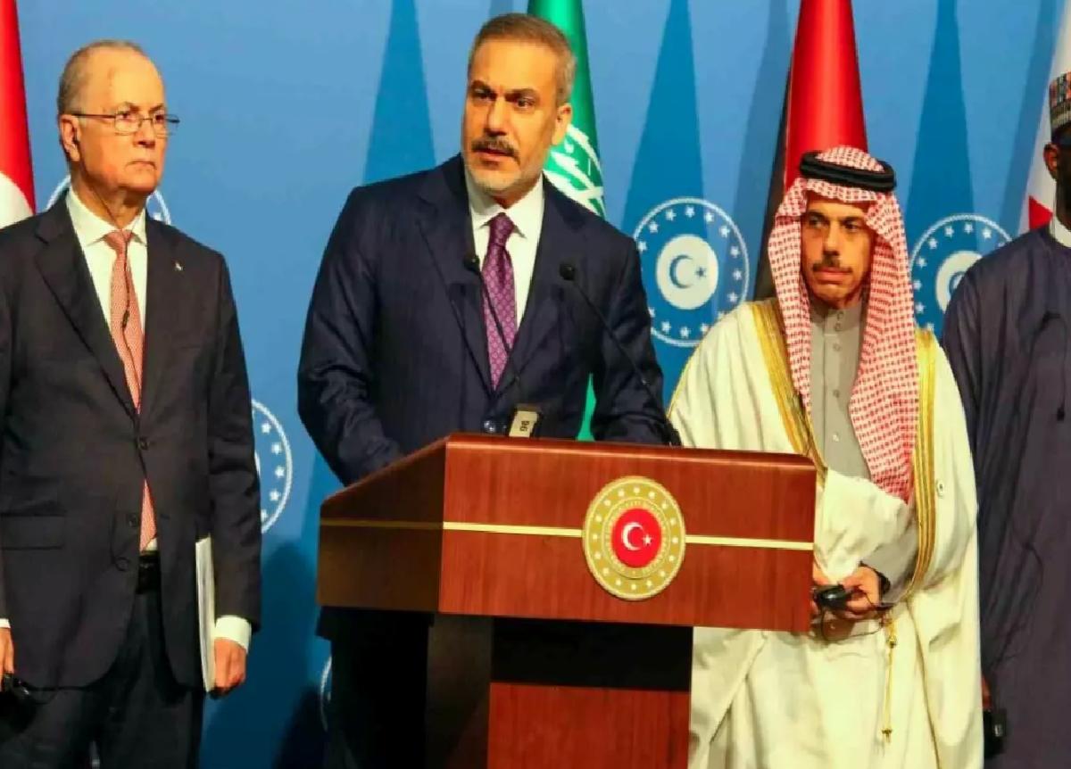 Antalya’da Barış İçin Diplomasi Toplantısı