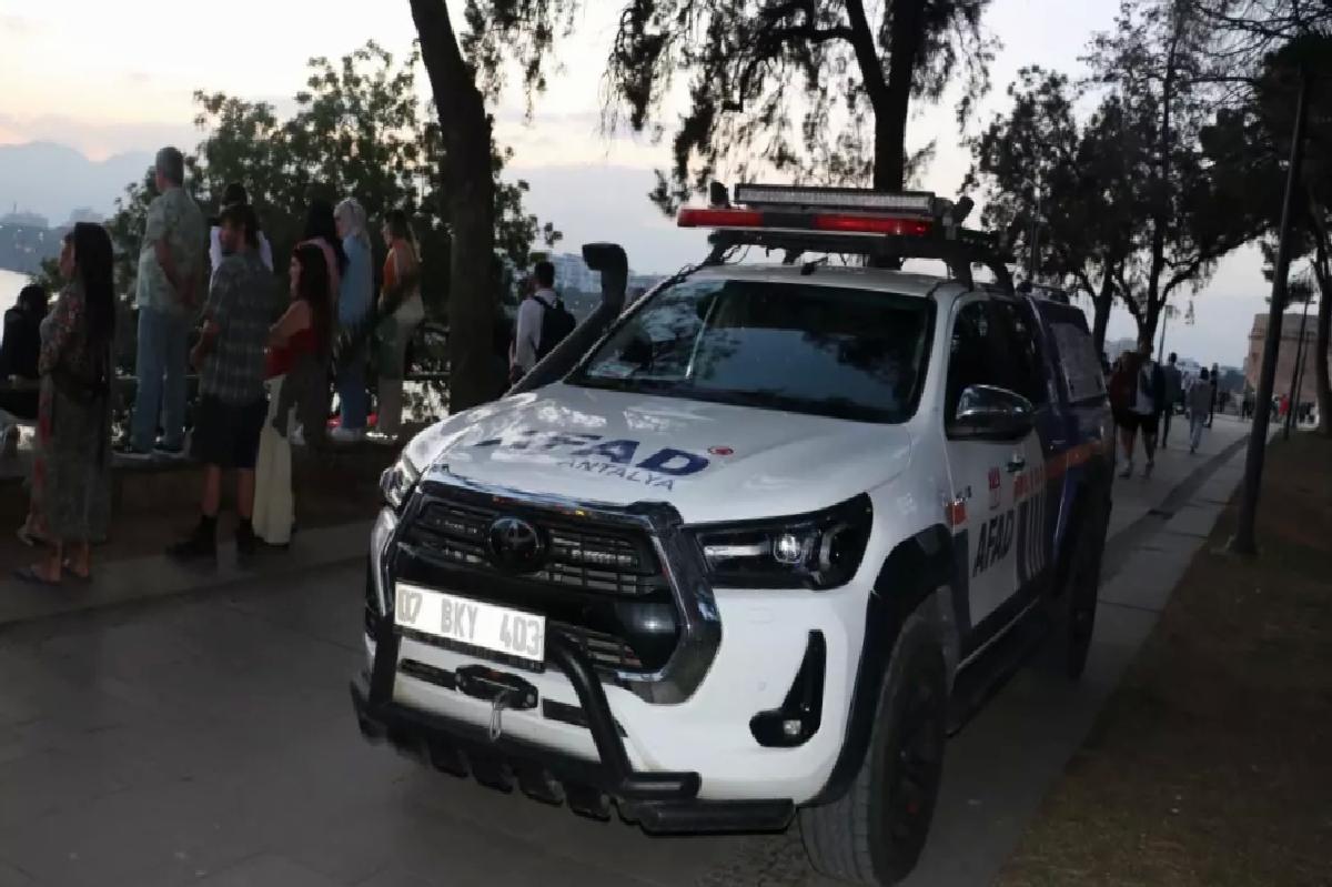 Antalya’da Falezlerden Düşen Adam Hayatını Kaybetti