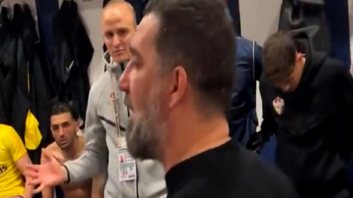Arda Turan’dan soyunma odasında alkışlanacak sözler