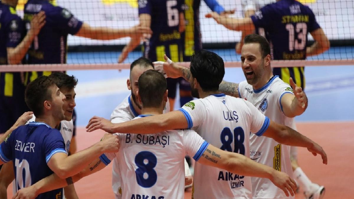 Arkas Spor, Fenerbahçe’yi mağlup etti