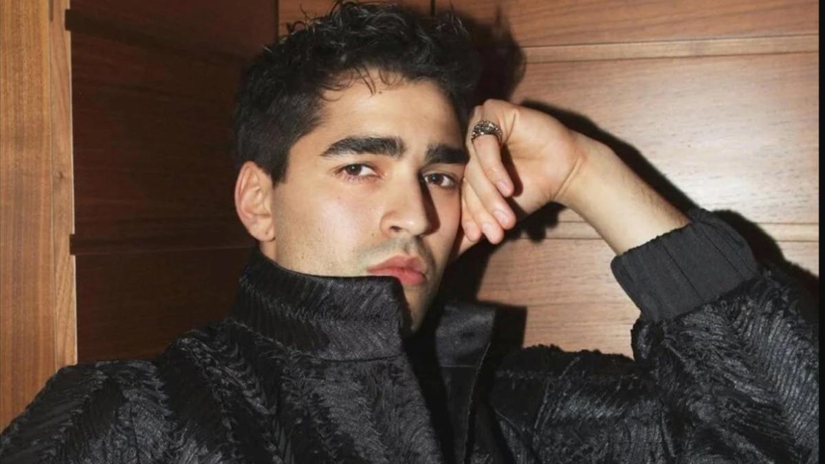 Askere gitmişti! Oyuncu Mert Ramazan Demir’dan ilk fotoğraf