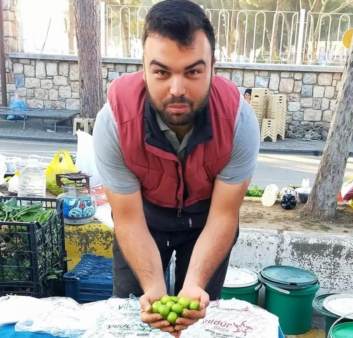 Aydın’da Yazın Vazgeçilmezi Erik Tezgahları Süslüyor