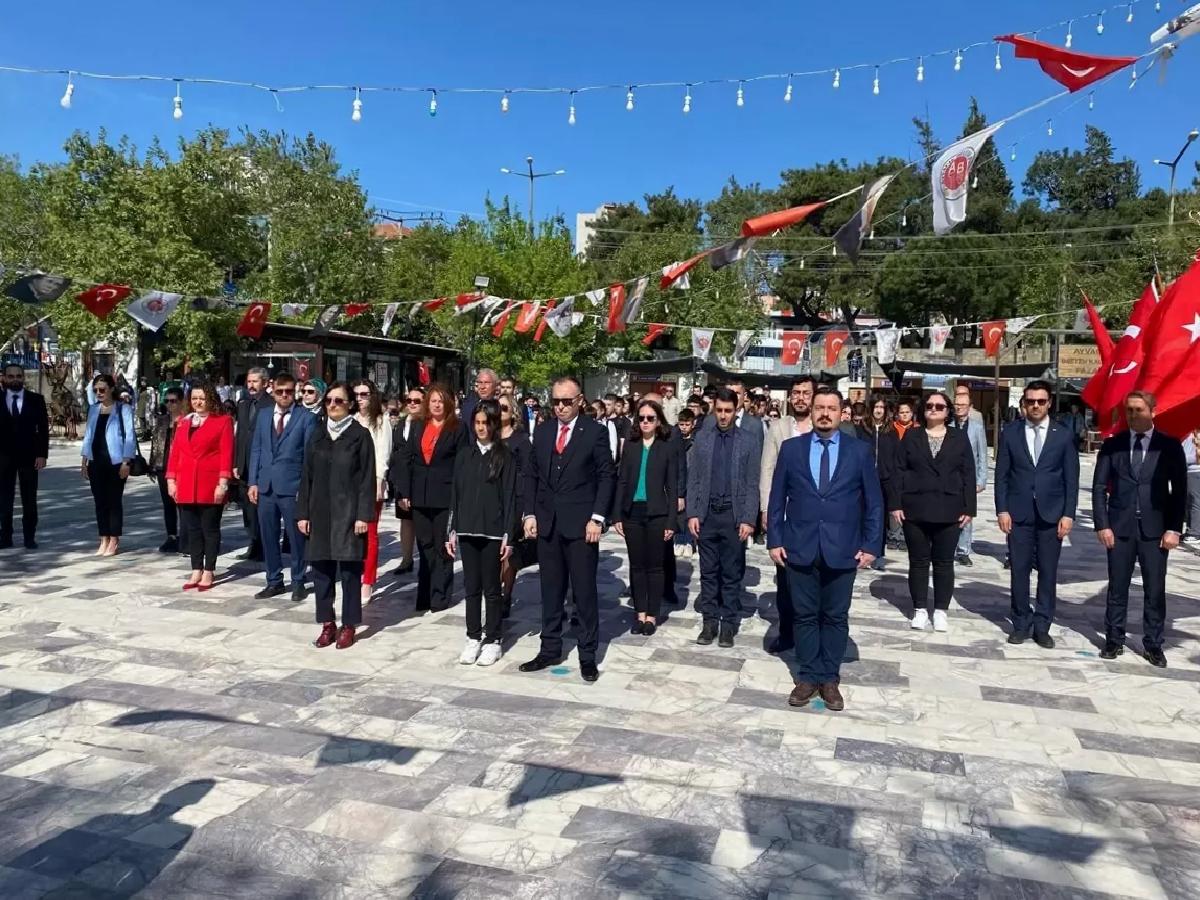 Ayvacık 23 Nisan Bayramı Kutladı