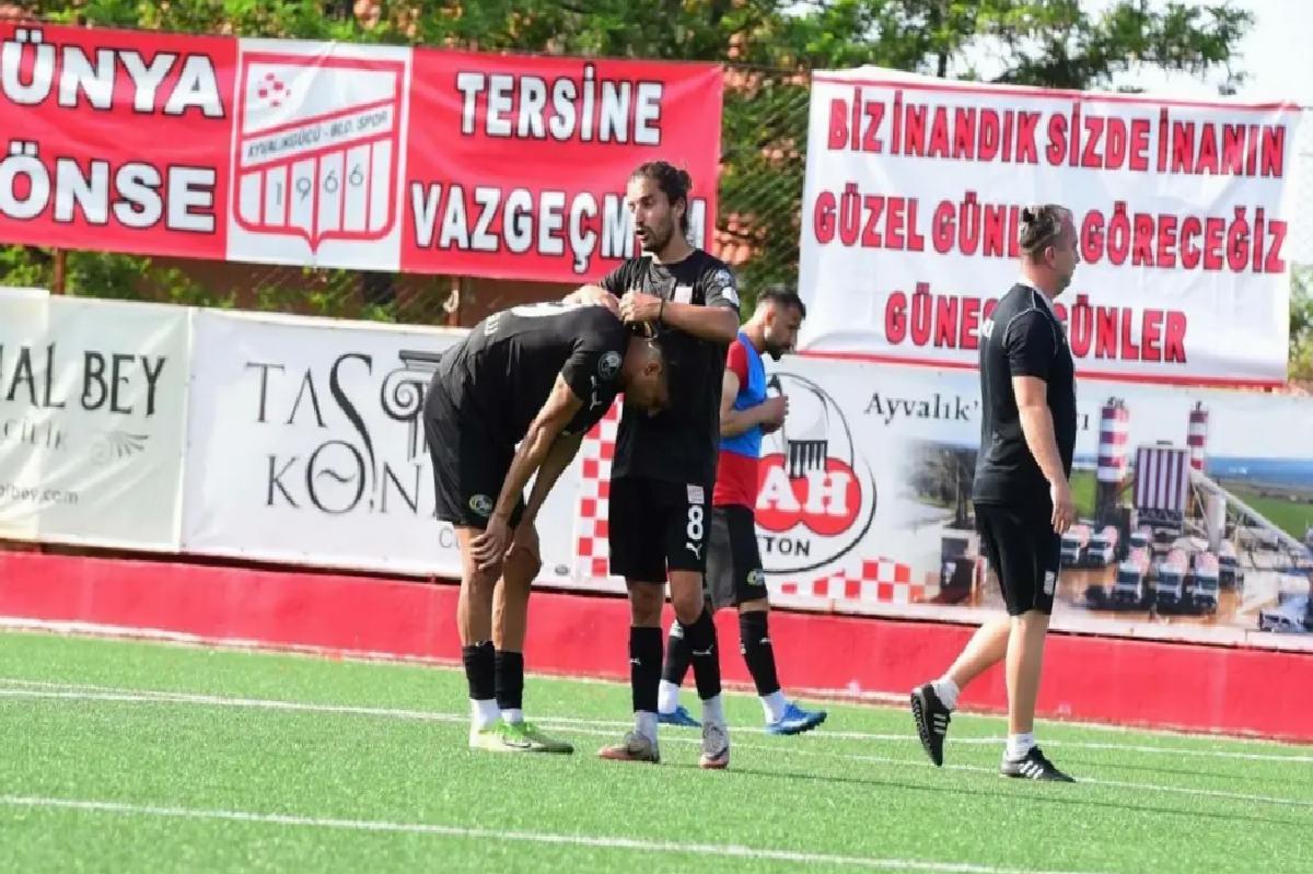 Ayvalıkgücü Şampiyonluğu Kaçırdı