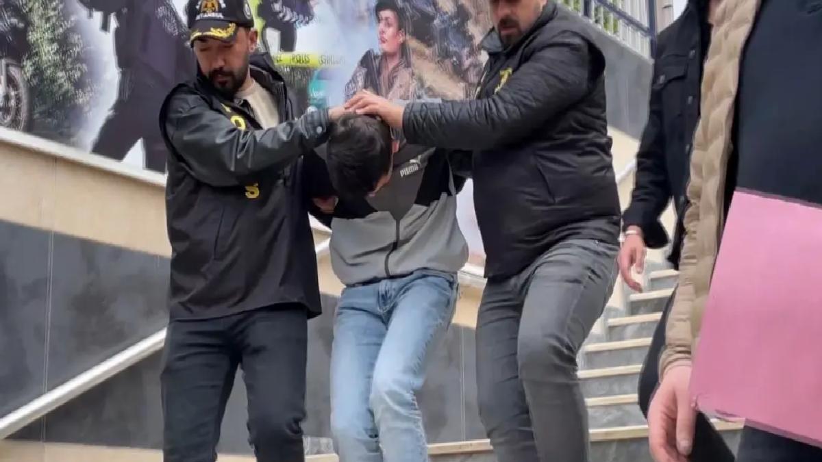 Bağcılar’da Market Soygunu: Bıçakla Tehdit Edilen Çalışan Kasa Açtı