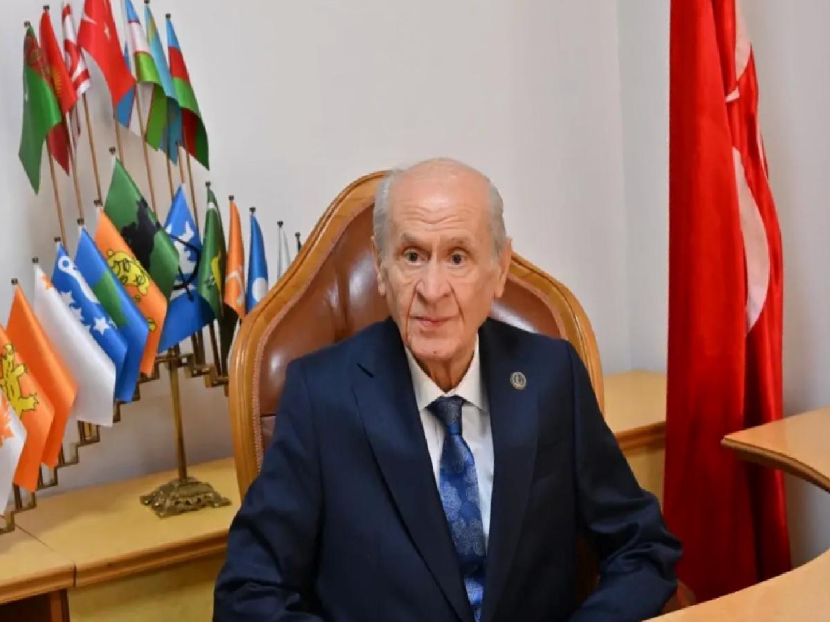 Bahçeli’den Silahların Teslimi Çağrısı