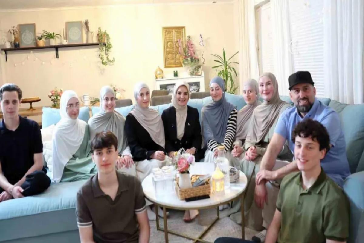 Bakan Göktaş, Berlinli Altızları Ziyaret Etti