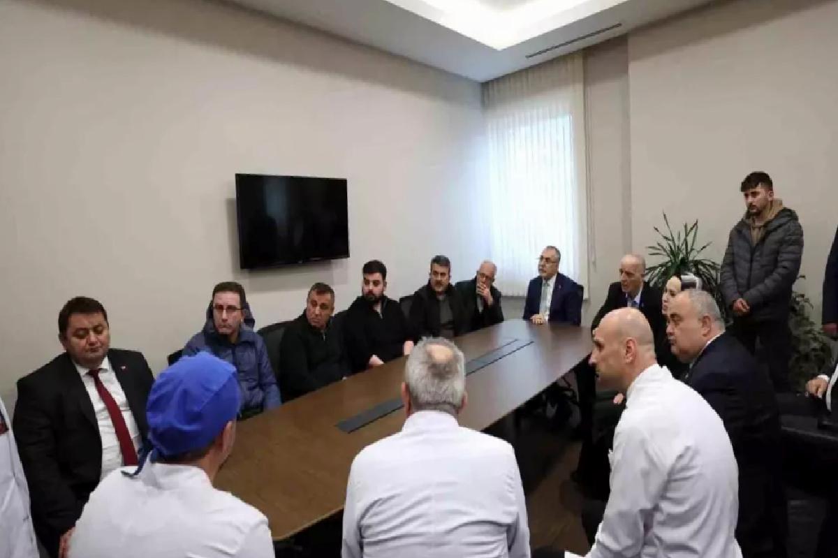 Bakan Işıkhan’dan Maden Kazası Ziyareti