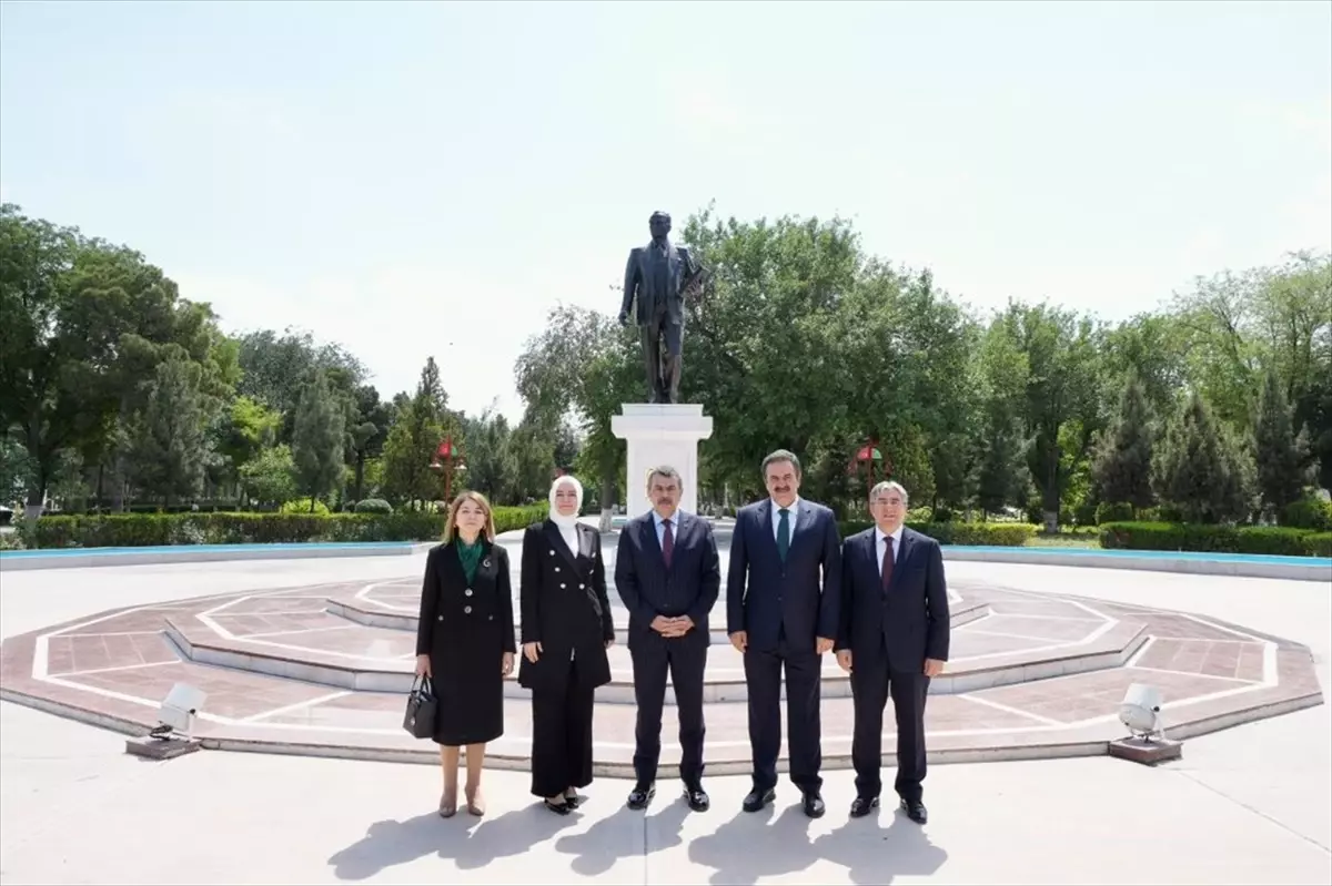 Bakan Tekin, Türkmenistan’da Büyükelçi Demirok’u Ziyaret Etti