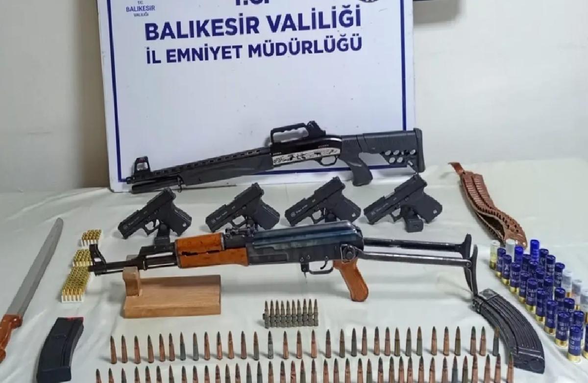 Balıkesir’de Silah Kaçakçılığı Operasyonu