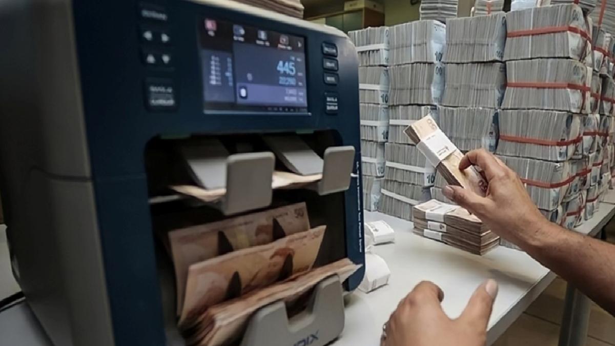 Bankacılığın toplam kredi hacmi arttı
