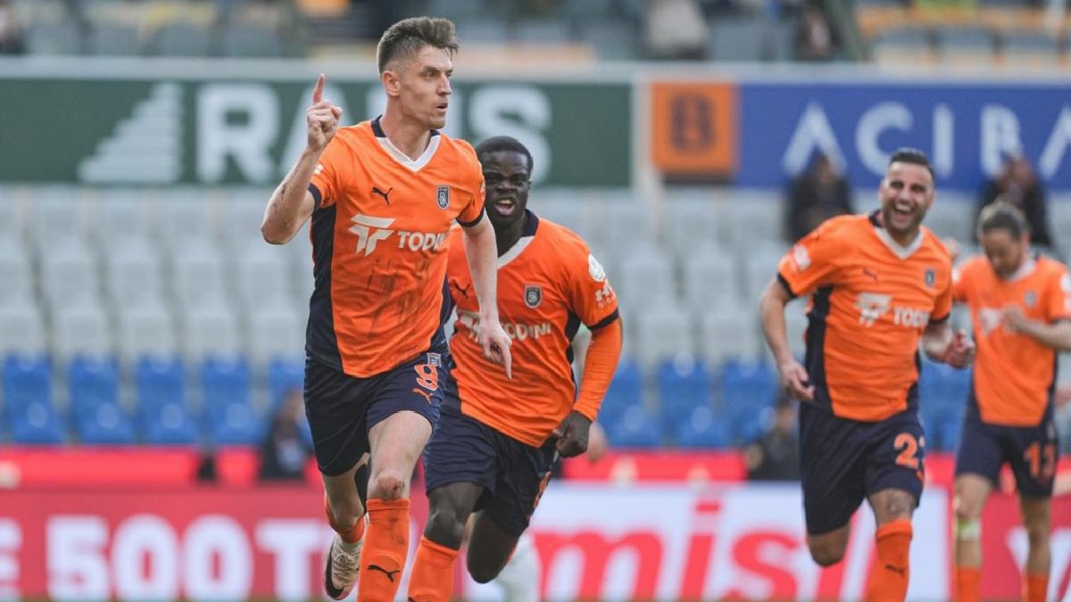 Başakşehir’e Konyaspor karşısında tek gol yetti