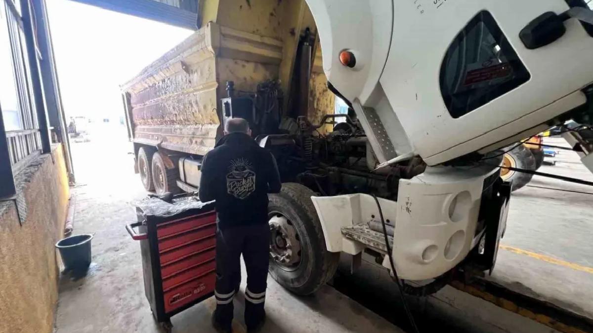 Başiskele Belediyesi, Araç Bakım ve Onarımlarını Kendi İmkanlarıyla Yapıyor
