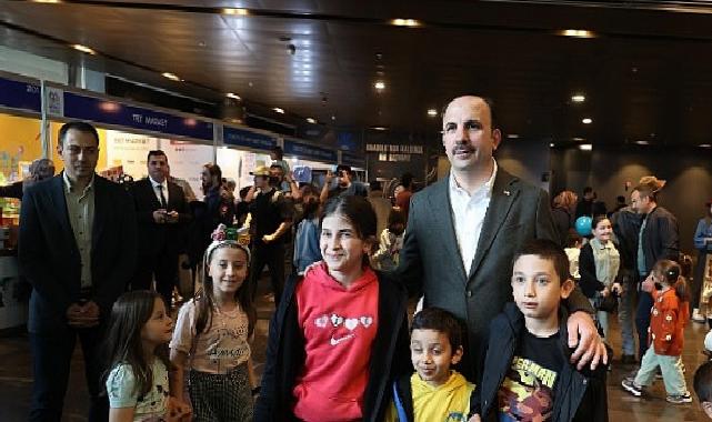 Başkan Altay Çocuk Kitap Günleri’nin Son Gününde Çocukların Coşkusuna Ortak Oldu