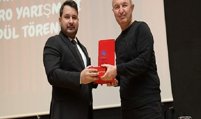 Başkan Çırpanoğlu’ndan tiyatrocu öğrencilere destek