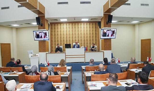 Başkan İbrahim Sandıkçı: “Milletimiz sağduyu ile hareket ederek esnafının ve üreticisinin yanında yer aldı”