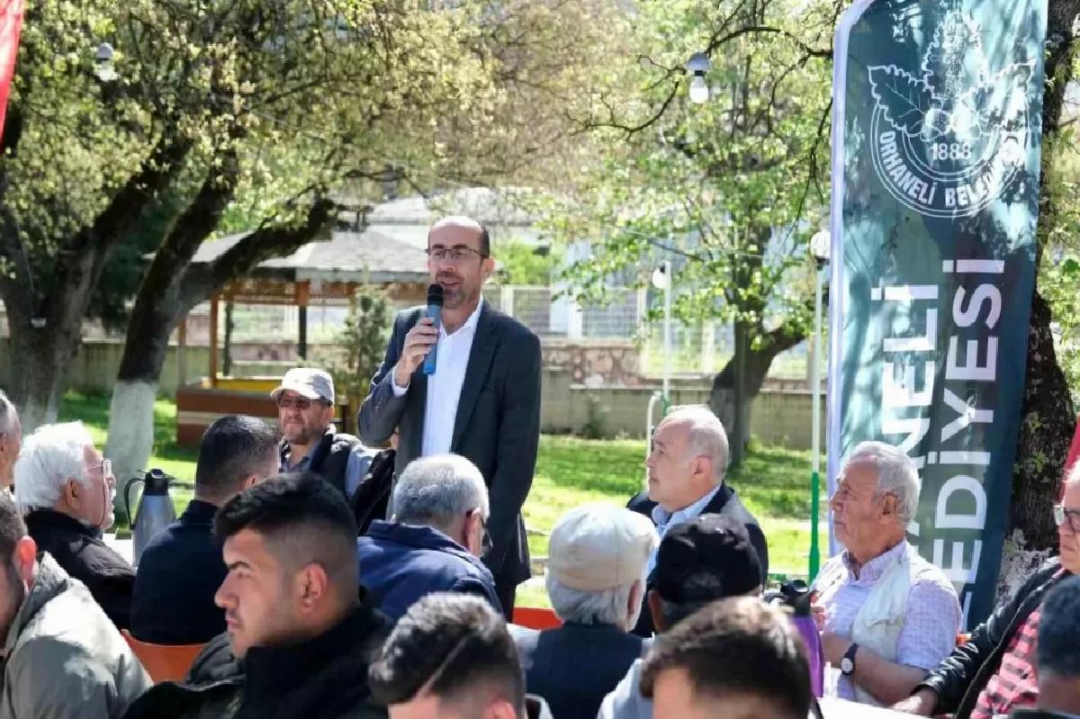 Başkan Tayır, 300 Evler Mahallesi’nde Kahvaltı Programı Düzenledi