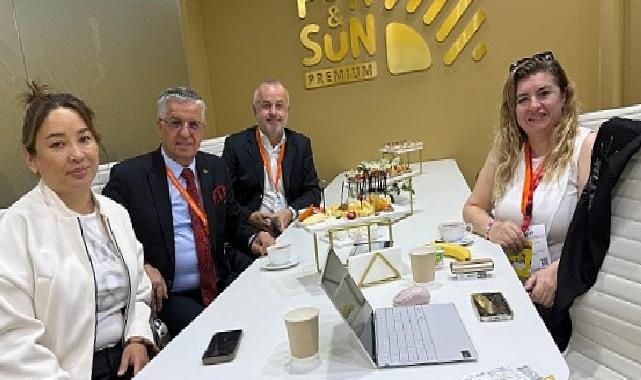 Başkan Topaloğlu, Kazakistan fuarında temaslarını sürdürüyor