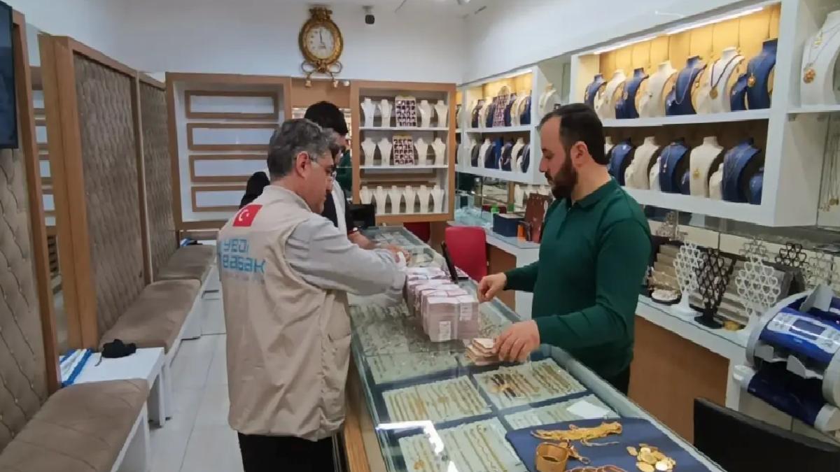 Batmanlı Kadından Gazze’ye Anlamlı Bağış
