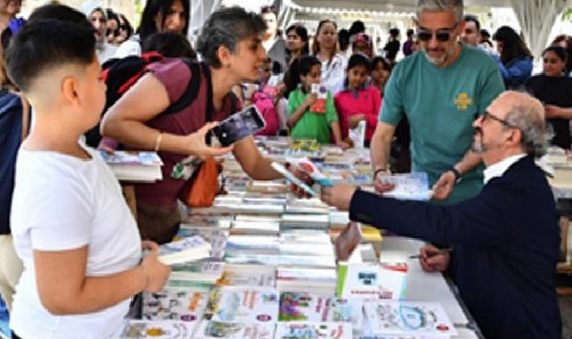 Behiç Ak: Çocuk dostu şehirlerde çocukları özgürleştirmeliyiz
